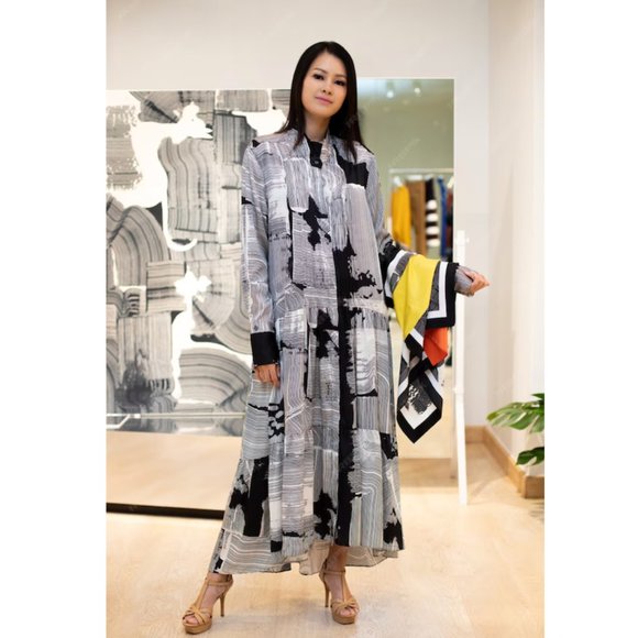 H@M Studio A/W 2019 Patterned Wide Cut Dress - Picture 14 of 14